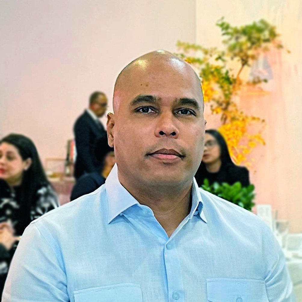 Retrato de Juan Peña, presidente de UDOMIPYME